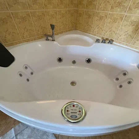 By Expert Vrelo Bosne Villa